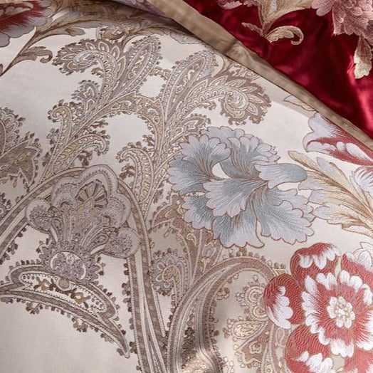 Obelya Taylor Duvet Cover Set with Shams – 1000TC