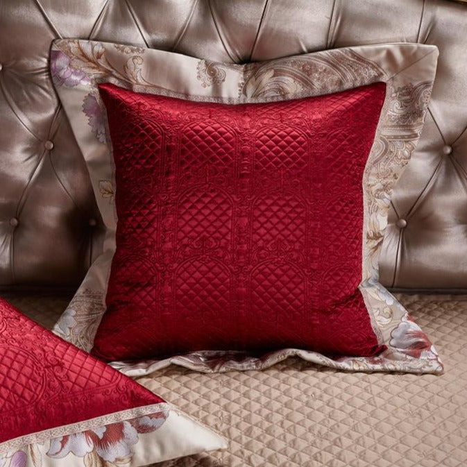 Obelya Taylor Duvet Cover Set with Shams – 1000TC